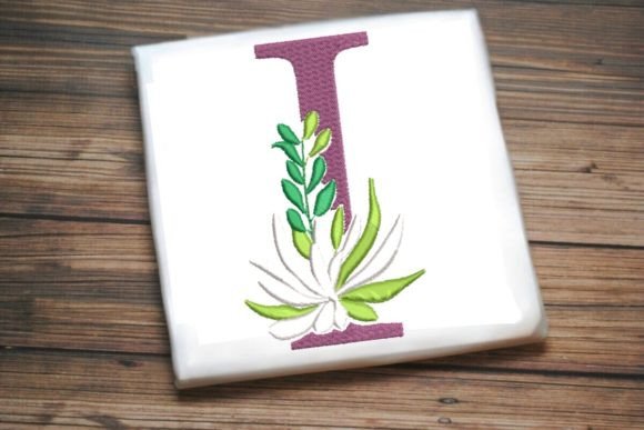Review: I Letter Decorative Greenery Alphabet Monogram for Boutique Apparel